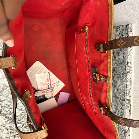 Louis Vuitton Reverse Monogram Giant Onthego GM – Fair Condition - Picture 4 of 7